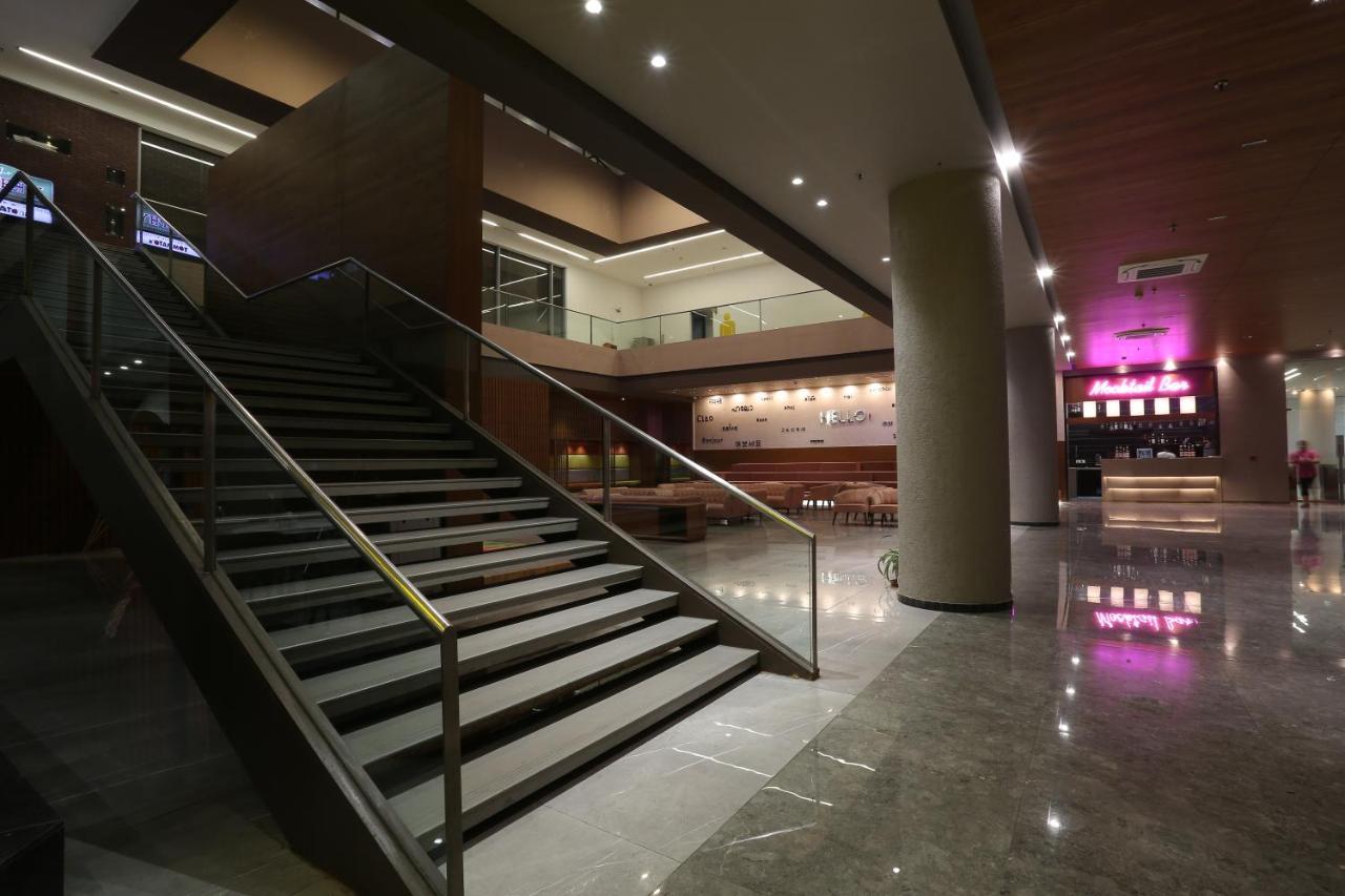 מלון אחמדאבאד Ymca International Centre מראה חיצוני תמונה