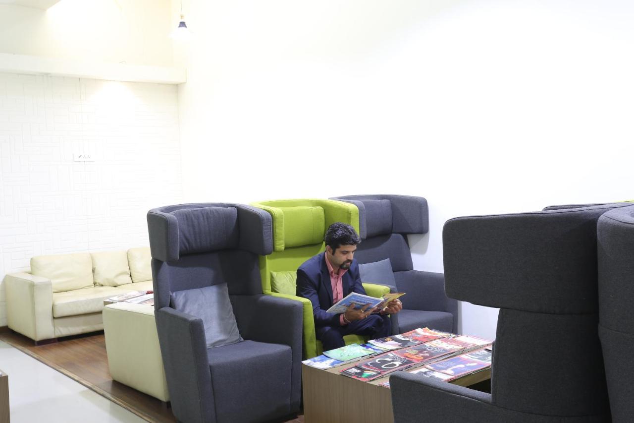 מלון אחמדאבאד Ymca International Centre מראה חיצוני תמונה
