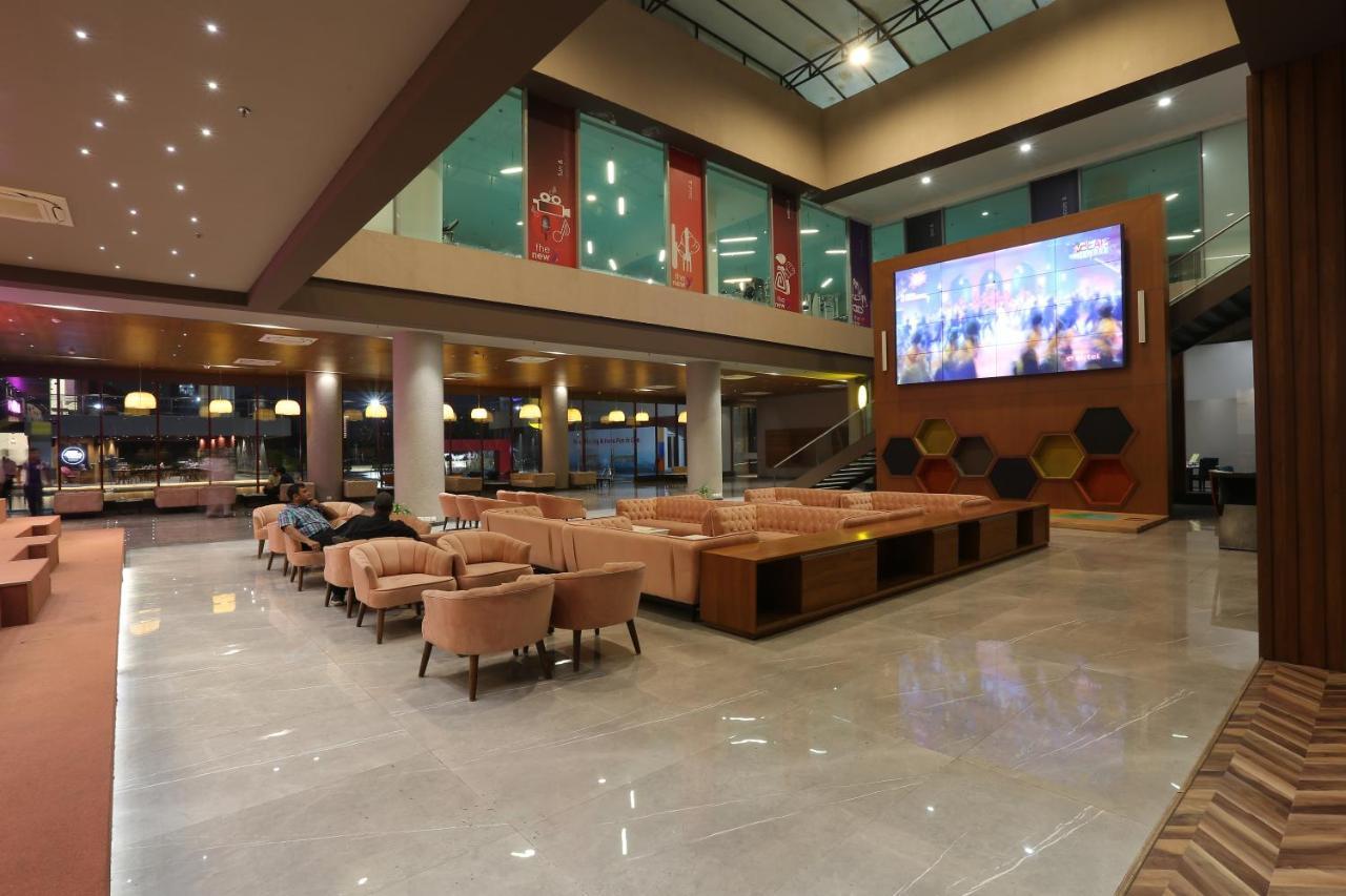 מלון אחמדאבאד Ymca International Centre מראה חיצוני תמונה